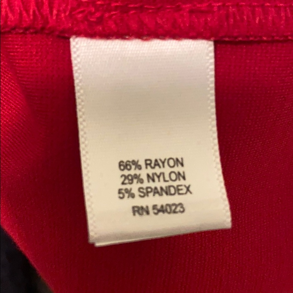 ❌SOLD❌ Red Ponte Sheath Dress Banana Republic NWT - Picture 6 of 8